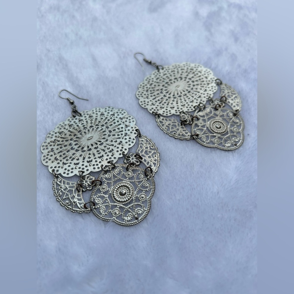 Womens Silver Tone Filigree Drop Earrings